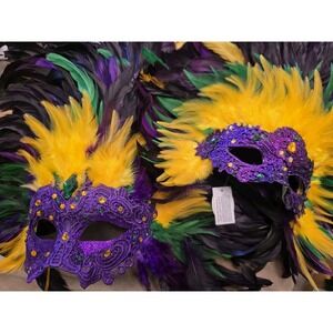 1 LG and 1 Med Mardi Gras Feather Masquerade Mask Carnival Venetian Top Feathers